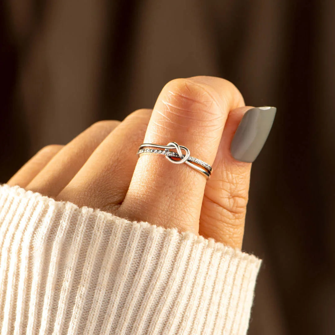 HARDCORE GIRL GANG DOUBLE BAND KNOT RING